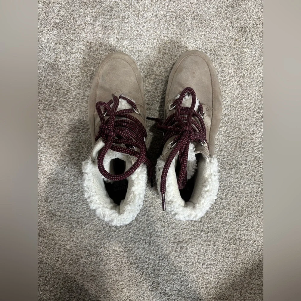 Sorel Harlowe Gray Suede Shearling Lace Cozy Waterproof Winter Booties Women 7.5